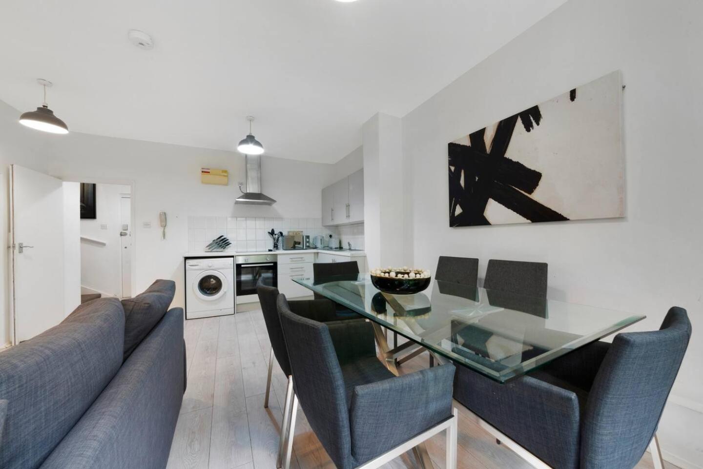 2 Bed Apartment- Finsbury Park Station B London Bagian luar foto